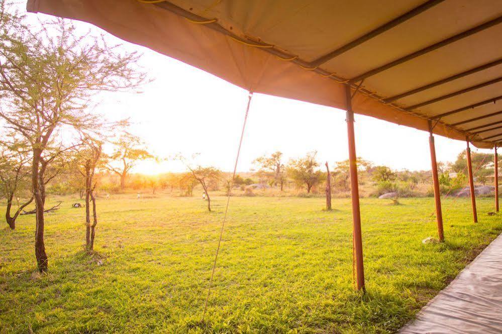 Kisura Serengeti Camp Soronera Extérieur photo